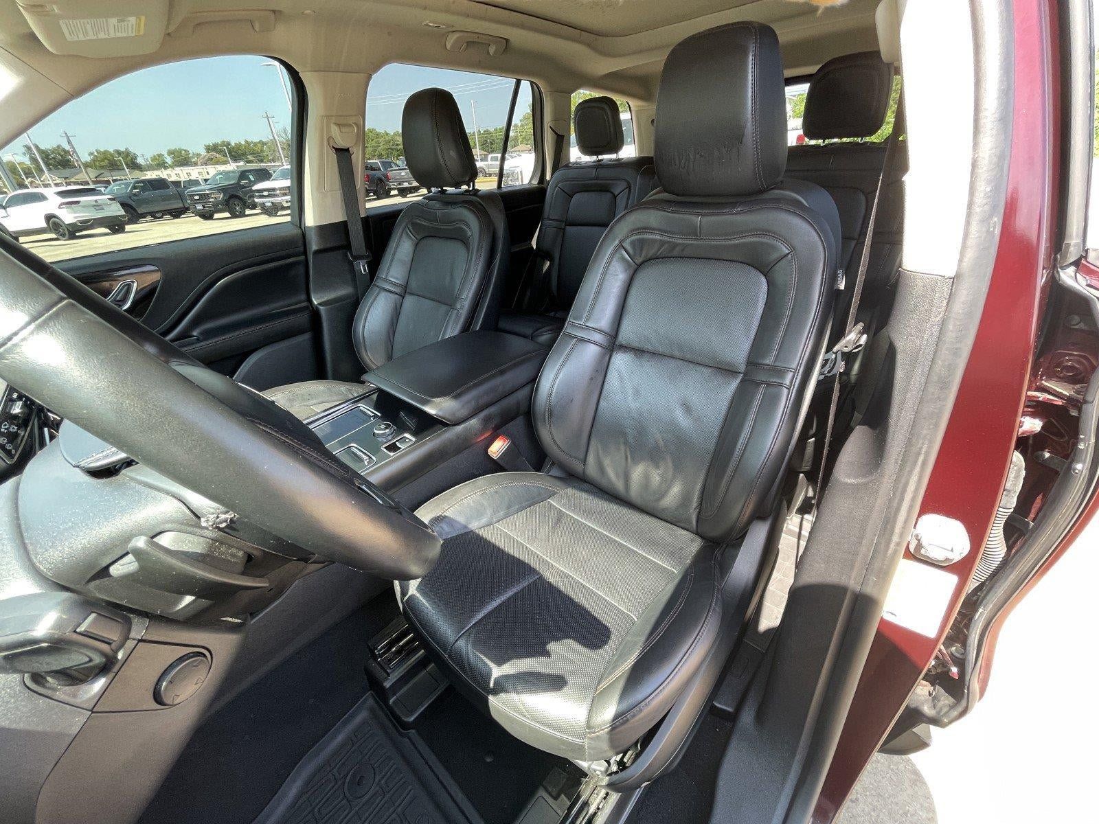 Used 2022 Lincoln Aviator Reserve w/ Elements Package Plus AWD/4WD image 10