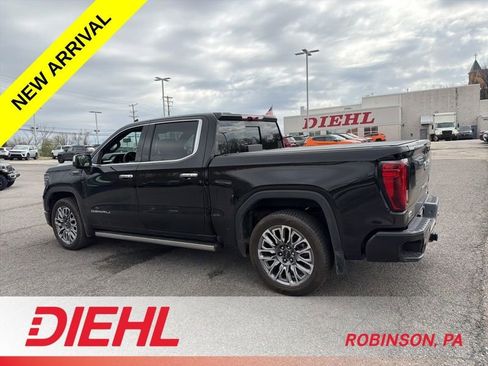 Used 2025 GMC Sierra 1500 Denali Ultimate image 9