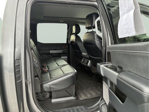 Used 2023 Ford F250 Lariat w/ Lariat Ultimate Package AWD/4WD image 10