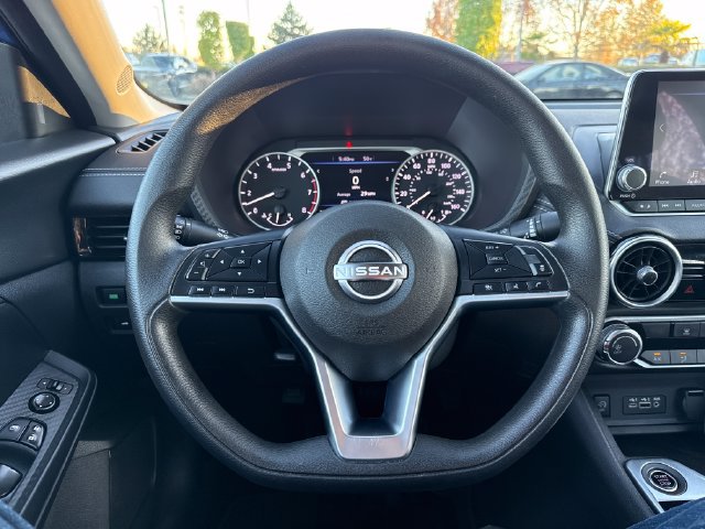 Used 2025 Nissan Sentra SV FWD image 12