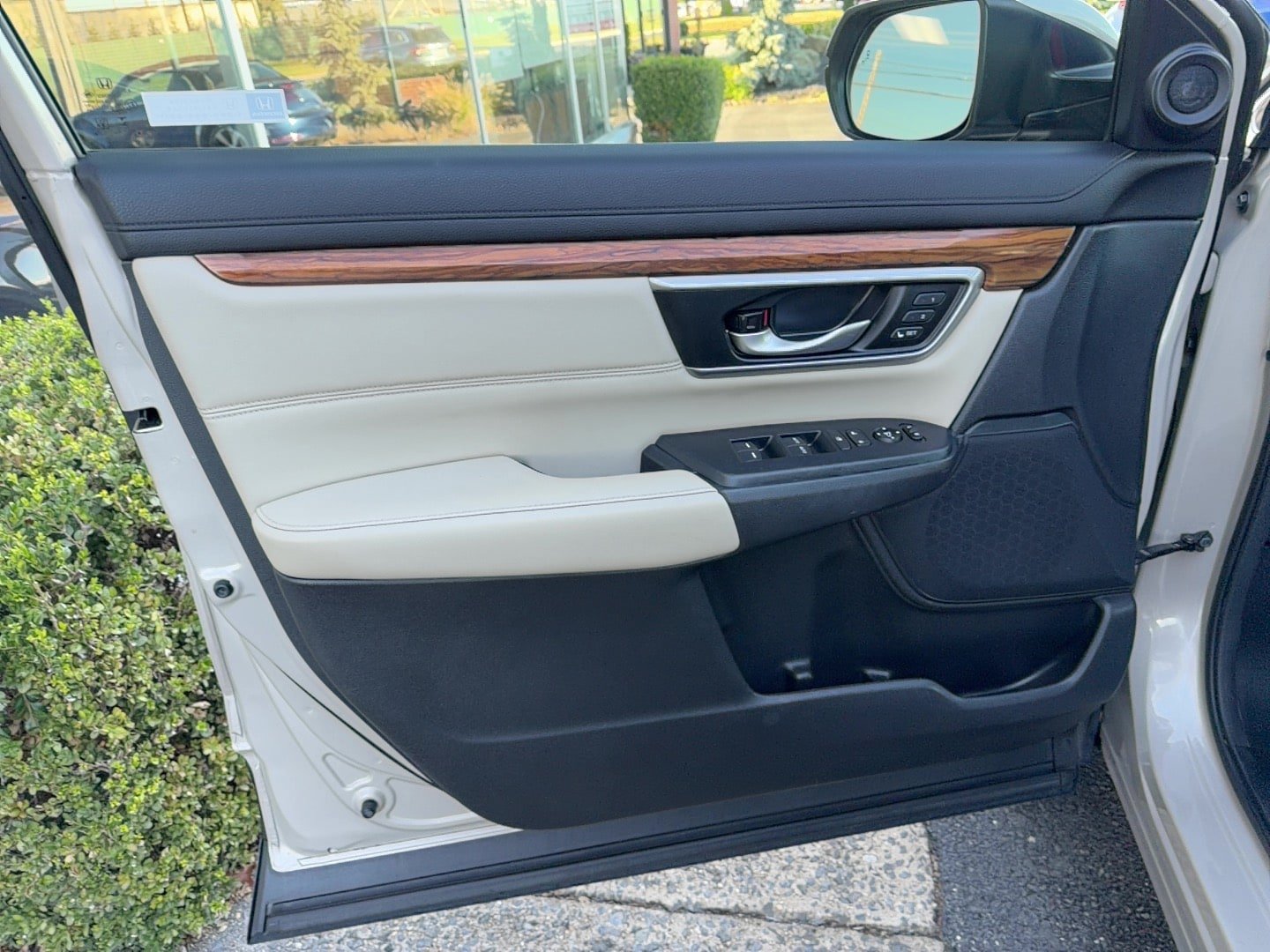 Used 2018 Honda CR-V EX-L image 14