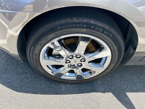 Used 2011 Cadillac SRX Performance FWD image 5