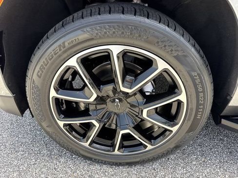 Used 2023 Chevrolet Tahoe RST w/ Luxury Package RWD image 53