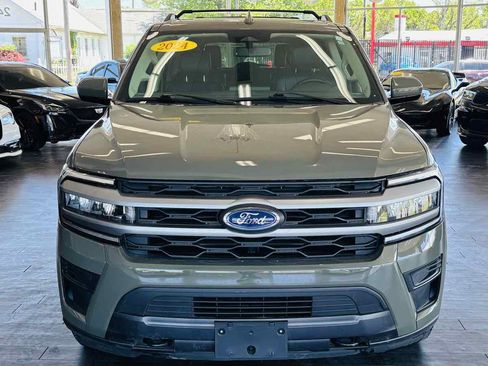 Used 2024 Ford Expedition Max XLT AWD/4WD image 18