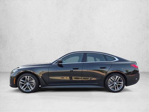 Used 2025 BMW 430i w/ Premium Package RWD image 9
