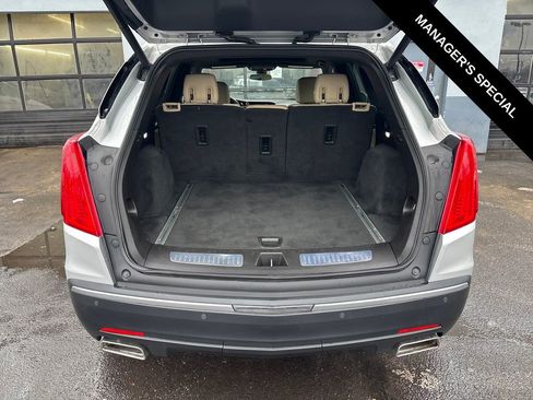 Used 2019 Cadillac XT5 Premium Luxury FWD image 17