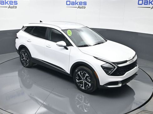 Certified 2024 Kia Sportage EX image 47