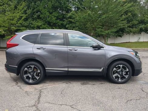 Used 2019 Honda CR-V Touring image 3