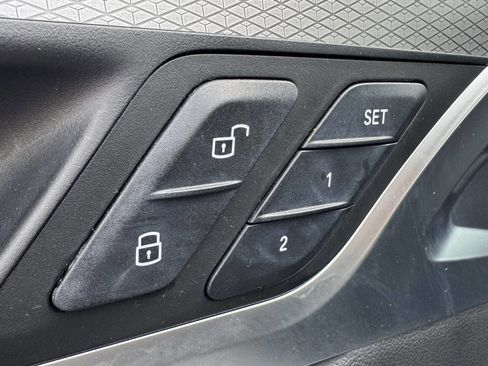 Used 2019 BMW X3 sDrive30i w/ M Sport Package 2 image 18