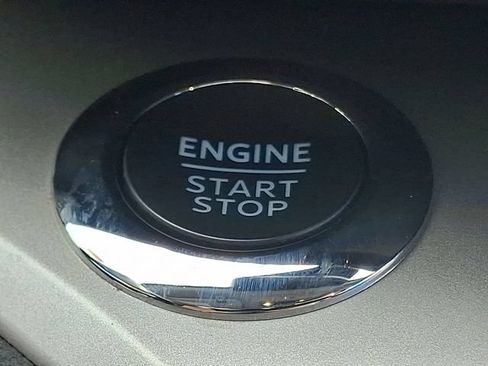 Used 2023 Ford Explorer XLT w/ Equipment Group 202A AWD/4WD image 25