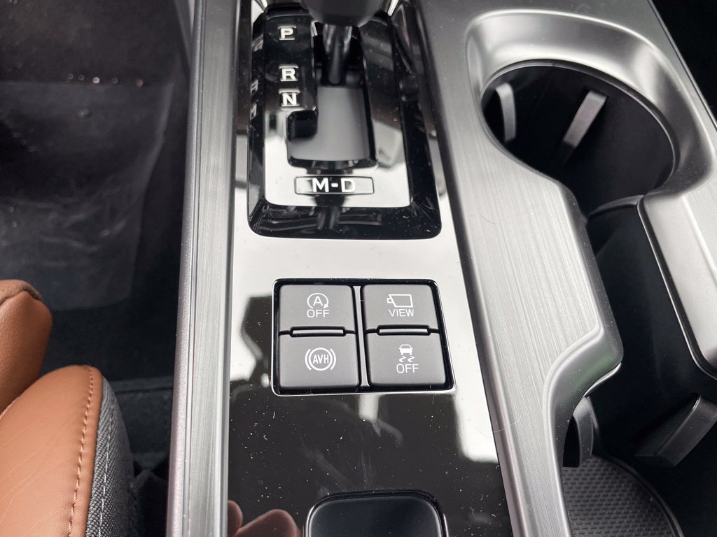New 2026 Subaru Outback Touring AWD/4WD image 18
