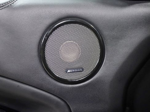 Used 2017 Land Rover Range Rover Evoque Autobiography image 35