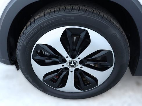 Used 2025 Mercedes-Benz GLB 250 image 15