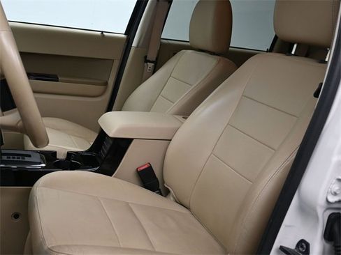 Used 2011 Ford Escape Limited w/ 302A Rapid Spec Order Code image 10