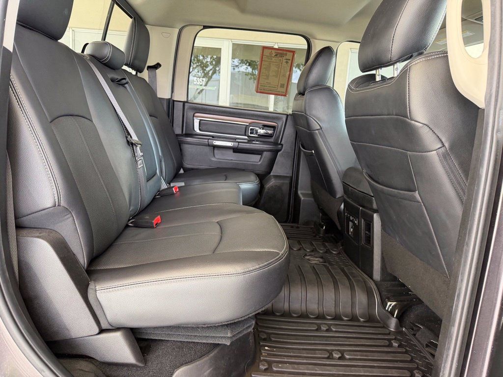 Used 2019 RAM 1500 Laramie w/ Convenience Group AWD/4WD image 34