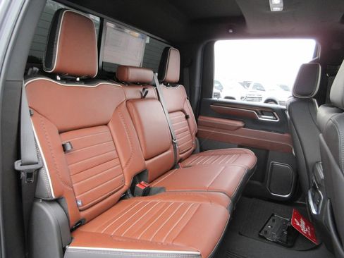 Certified 2026 GMC Sierra 2500 Denali Ultimate w/ Max Trailering Package AWD/4WD image 28