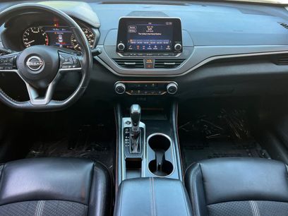 Used 2023 Nissan Altima 2.5 SR