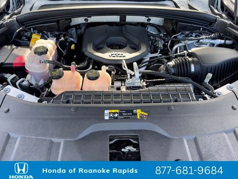 Used 2024 Jeep Grand Cherokee Limited 4xe image 8