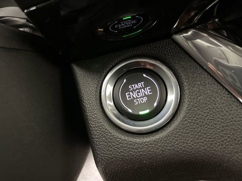 Used 2025 Buick Envista Sport Touring FWD image 16