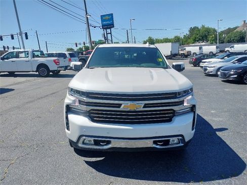 Used 2022 Chevrolet Silverado 1500 High Country w/ Safety Package II image 3