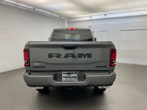 New 2026 RAM 2500 Big Horn AWD/4WD image 4