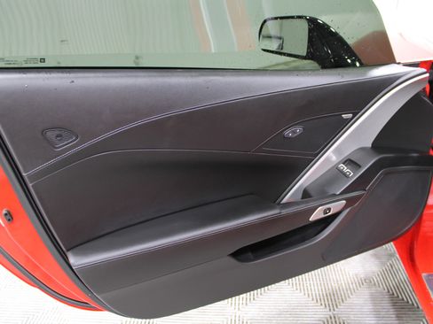 Used 2014 Chevrolet Corvette Stingray Convertible w/ Battery Protection Package image 5