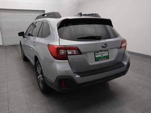 Used 2019 Subaru Outback 2.5i Limited image 6