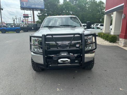 Used 2019 Ford F350 XLT AWD/4WD image 10