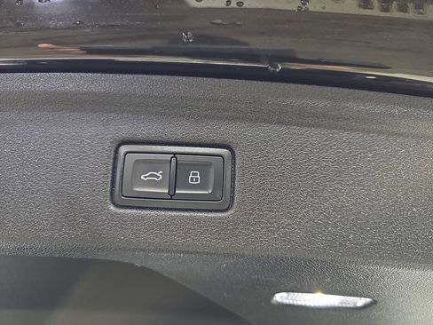 Used 2023 Audi A5 2.0T Premium Plus w/ Premium Plus AWD/4WD image 16
