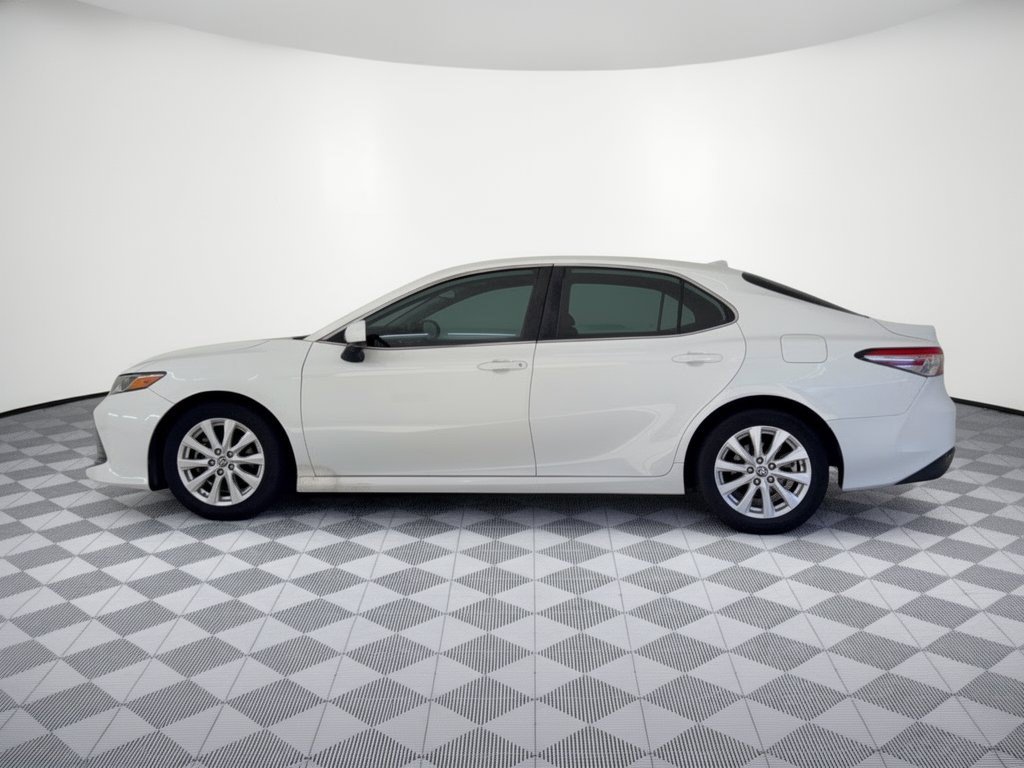 Used 2020 Toyota Camry LE FWD image 2