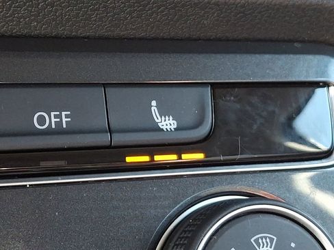 Certified 2023 Volkswagen Tiguan S image 23