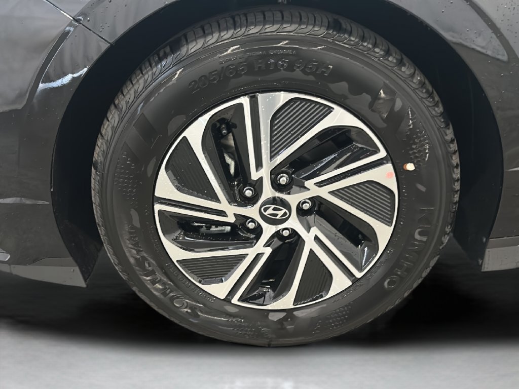 New 2026 Hyundai Sonata Blue FWD image 9