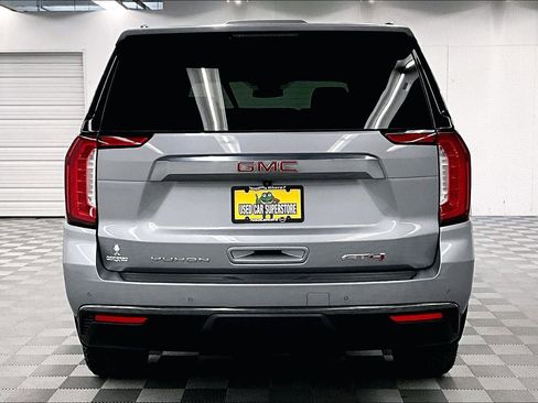 Used 2024 GMC Yukon XL AT4 AWD/4WD image 5
