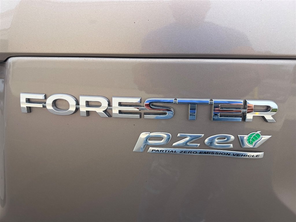 Used 2016 Subaru Forester 2.5i Limited AWD/4WD image 29