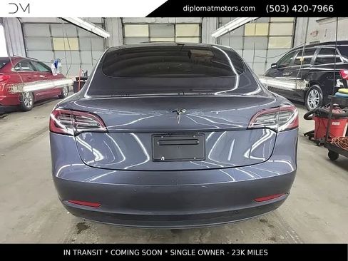 Used 2023 Tesla Model 3 Standard Range RWD image 5
