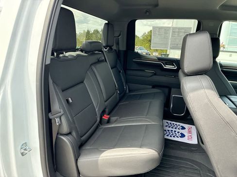 Used 2023 GMC Sierra 1500 SLT w/ SLT Premium Package AWD/4WD image 27
