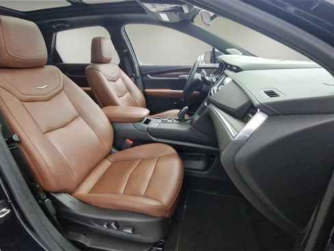 Used 2022 Cadillac XT5 Premium Luxury image 30