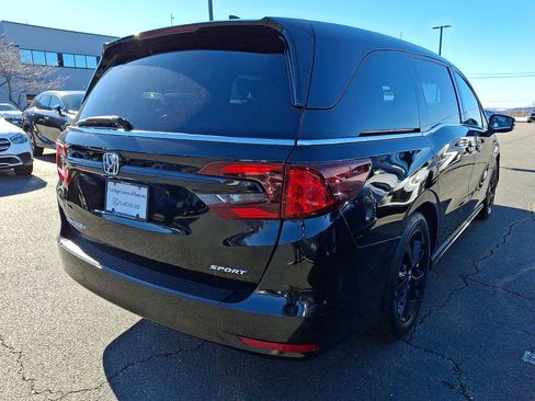 Used 2023 Honda Odyssey Sport image 4