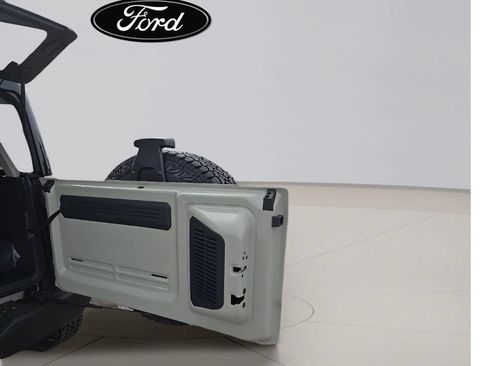 New 2026 Ford Bronco Badlands AWD/4WD image 15