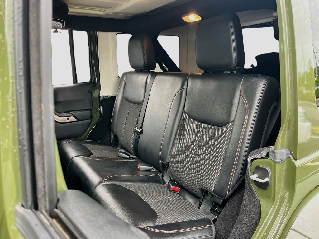 Used 2016 Jeep Wrangler Unlimited Sahara AWD/4WD image 22