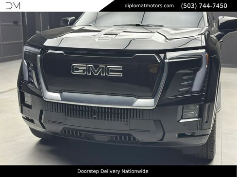 Used 2025 GMC Sierra EV Denali image 14