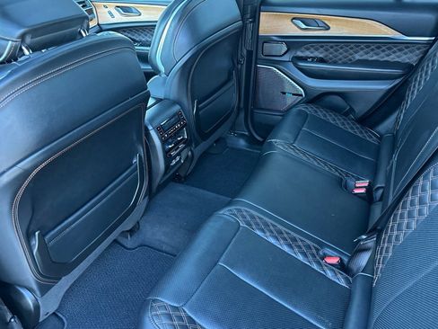 Used 2023 Jeep Grand Cherokee Summit image 28