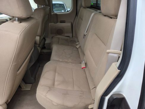 Used 2008 Nissan Titan SE image 10