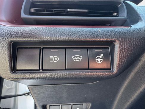 Used 2023 Toyota Prius Prime FWD image 27