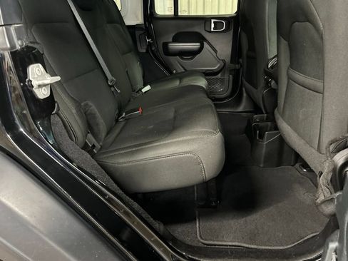 Used 2021 Jeep Wrangler Unlimited Sport AWD/4WD image 42