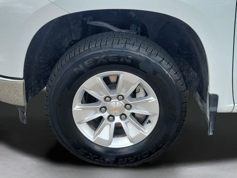 Used 2025 Chevrolet Silverado 1500 LT image 10