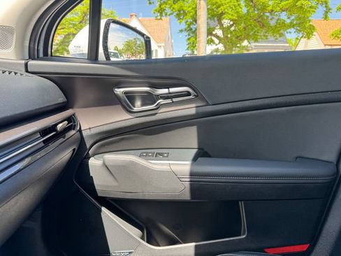 Certified 2026 Kia Sportage SX FWD image 38