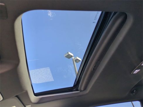 Used 2024 GMC Sierra 1500 Denali w/ Denali Reserve Package image 20