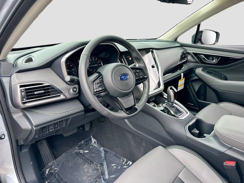 Certified 2025 Subaru Outback Onyx Edition AWD/4WD image 9
