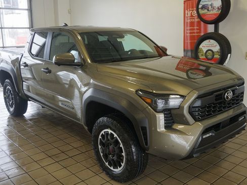 New 2026 Toyota Tacoma TRD Off-Road image 2